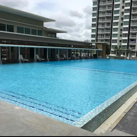 Sandakan Ijm Pool View Condo Exterior photo