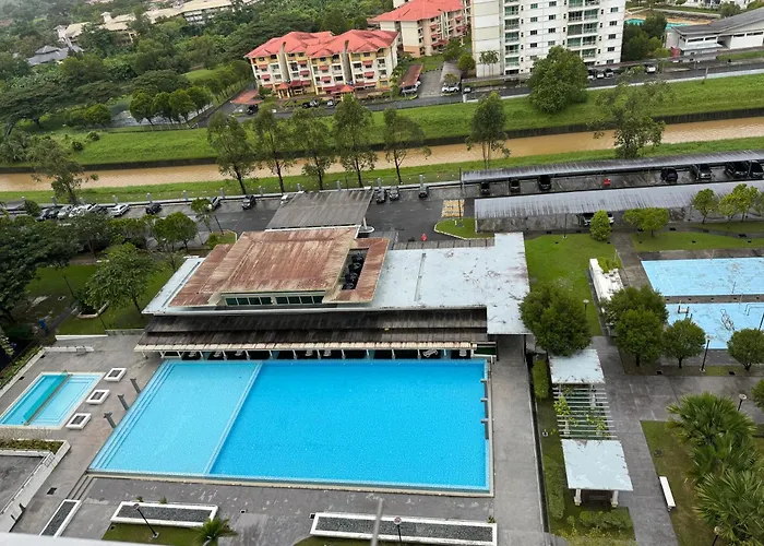Sandakan Ijm Pool View Condo