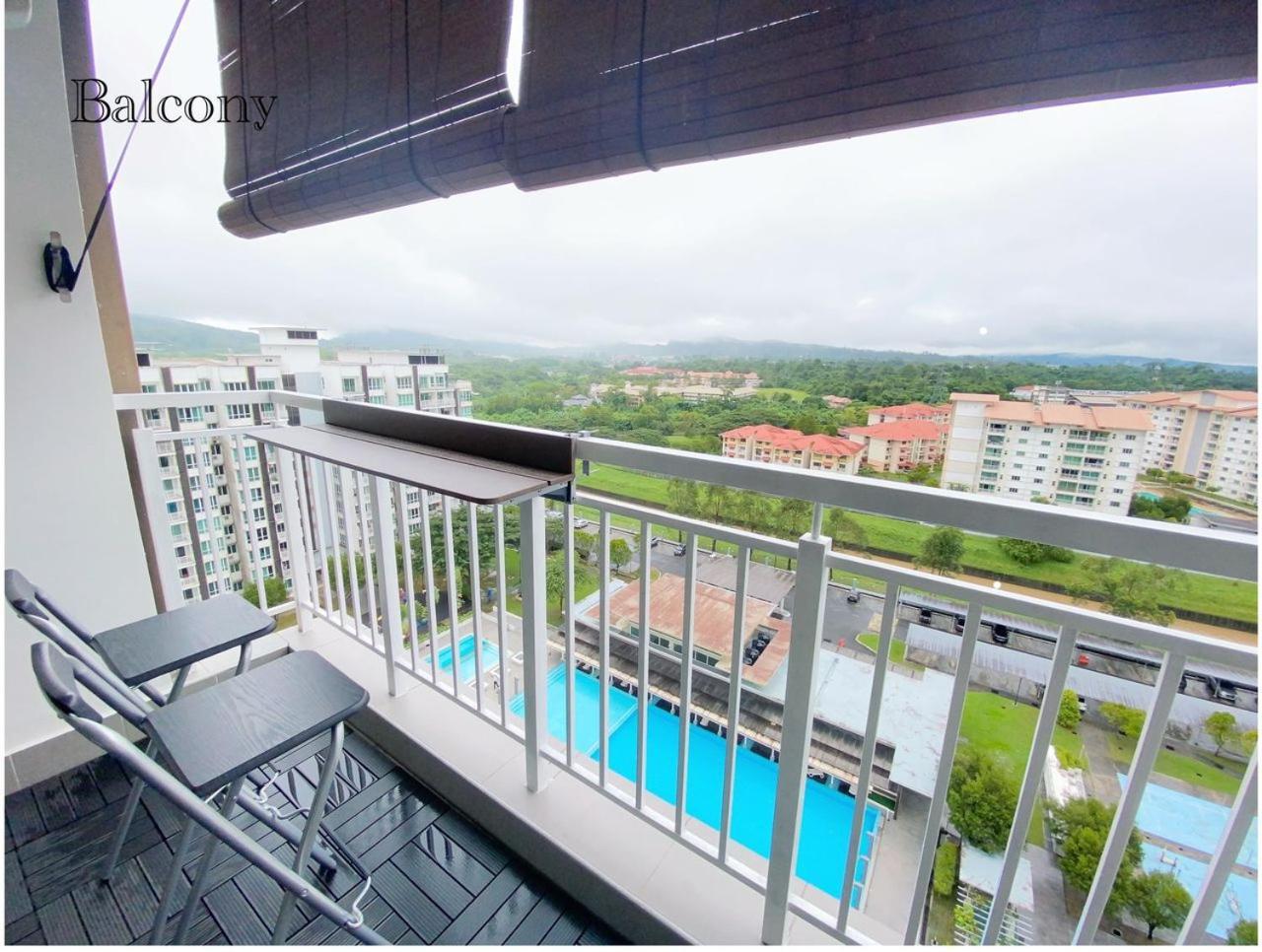 Ijm Pool View